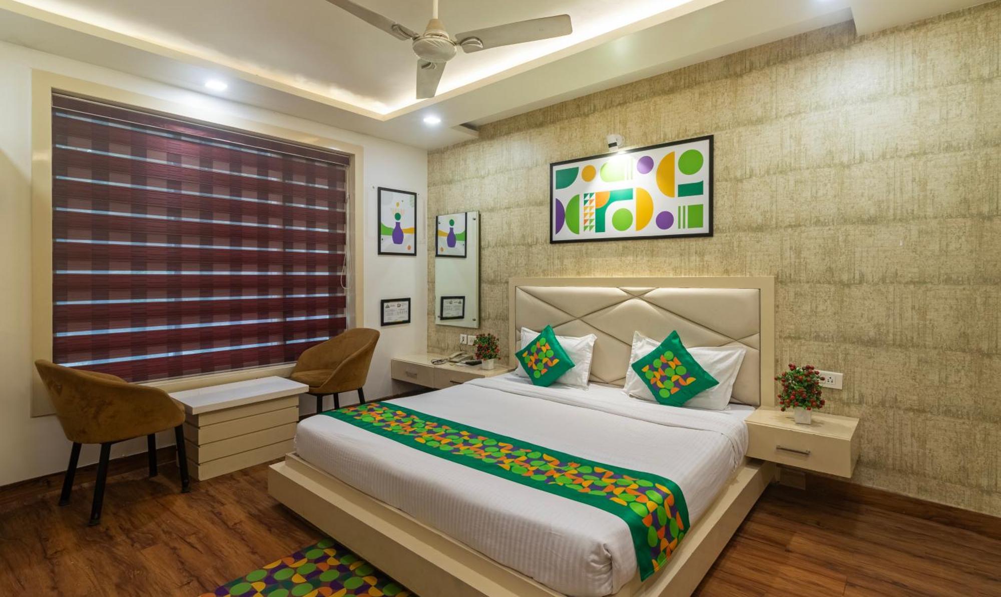 فندق Treebo Empire Red Carpet, Near Taj Mahal آغْرا المظهر الخارجي الصورة