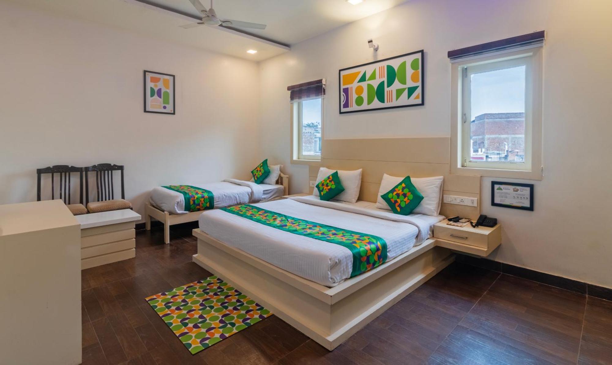 فندق Treebo Empire Red Carpet, Near Taj Mahal آغْرا المظهر الخارجي الصورة